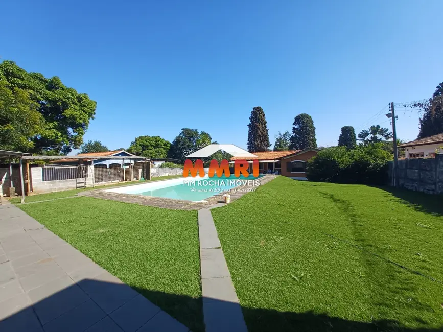 Foto 3 de Chácara com 4 quartos à venda, 1050m2 em Aracoiaba Da Serra - SP