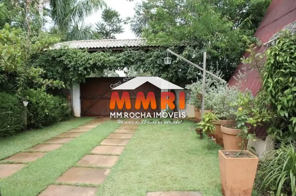 Chácara com 3 quartos à venda, 2000m2 em Aracoiaba Da Serra - SP - imagem 3 Foto 3 de Chácara com 3 quartos à venda, 2000m2 em Aracoiaba Da Serra - SP