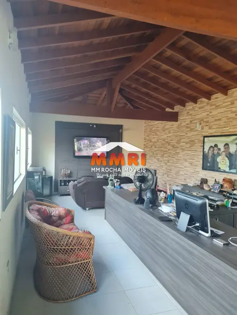 Chácara com 3 quartos à venda, 2000m2 em Aracoiaba Da Serra - SP - imagem 6 Foto 6 de Chácara com 3 quartos à venda, 2000m2 em Aracoiaba Da Serra - SP