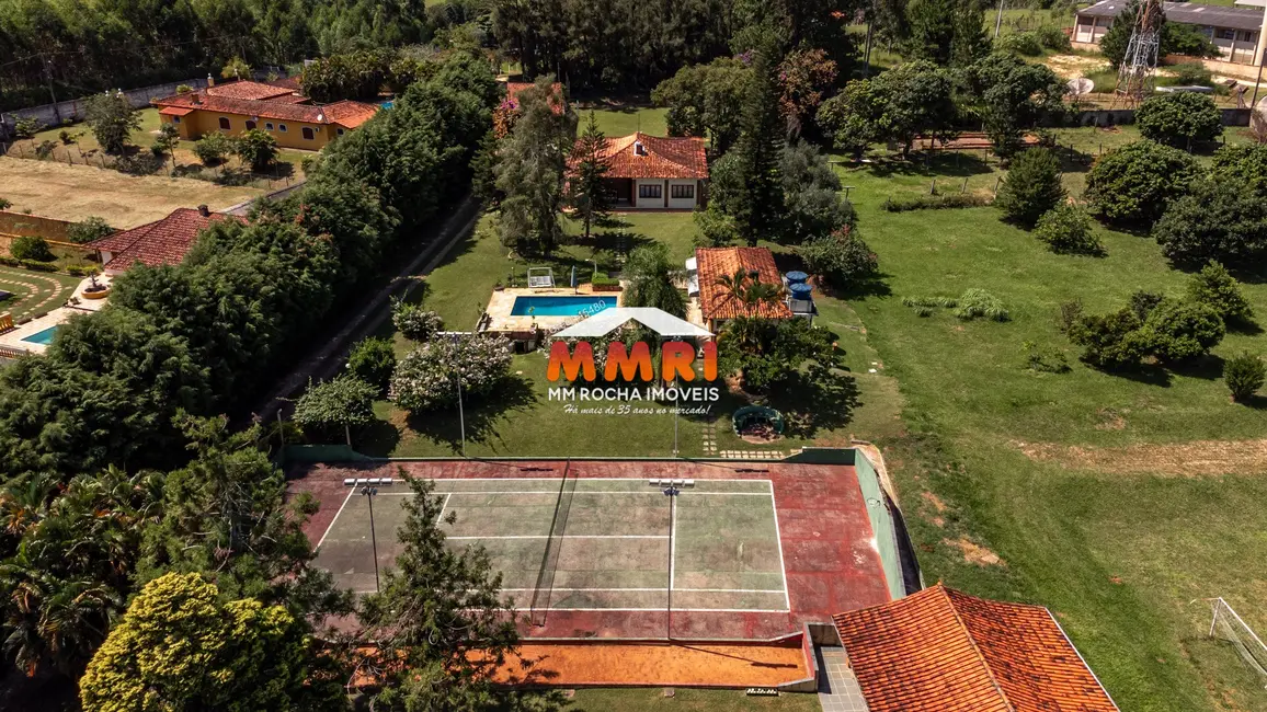 Chácara com 9 quartos à venda, 18865m2 em Centro, Sarapui - SP - imagem 3 Foto 3 de Chácara com 9 quartos à venda, 18865m2 em Centro, Sarapui - SP