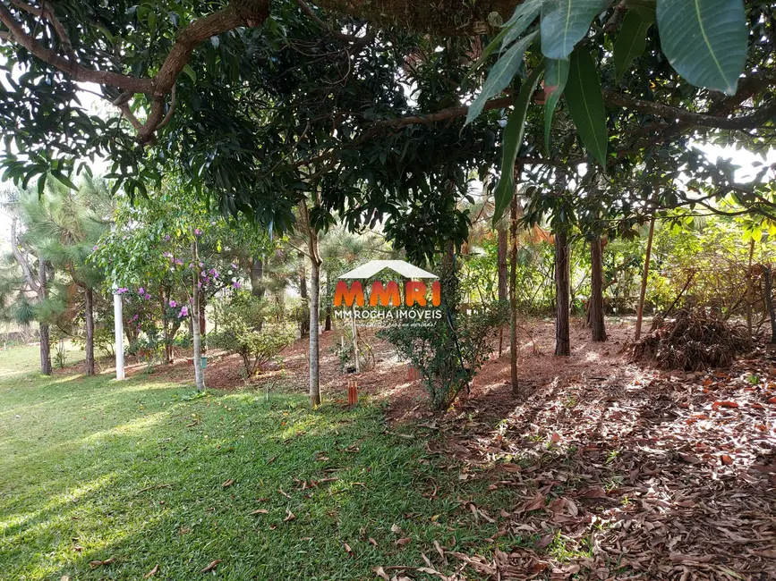Foto 3 de Terreno / Lote à venda, 800m2 em Aracoiaba Da Serra - SP