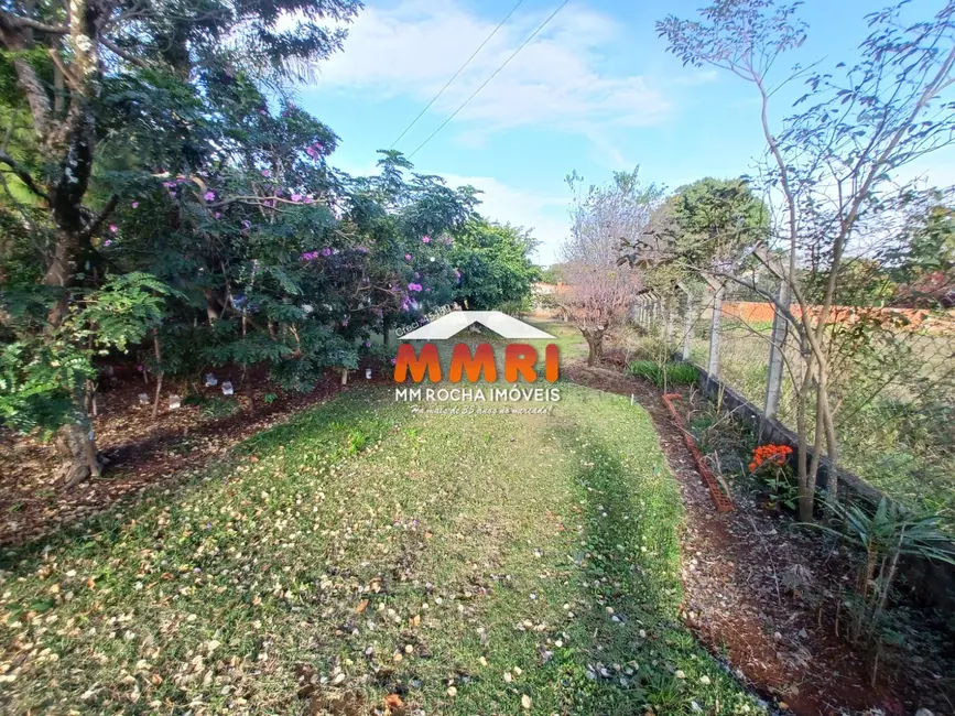 Foto 2 de Terreno / Lote à venda, 800m2 em Aracoiaba Da Serra - SP