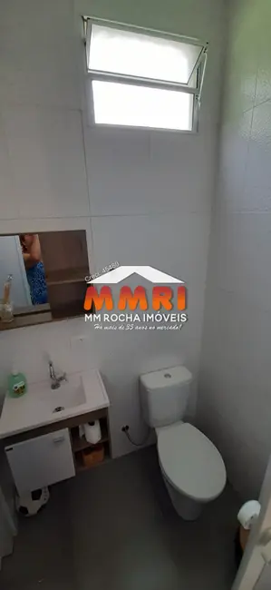 Foto 4 de Casa com 4 quartos à venda, 260m2 em Itanhaem - SP