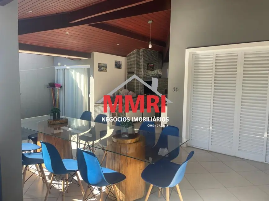 Foto 6 de Casa com 3 quartos à venda, 330m2 em Centro, Aracoiaba Da Serra - SP