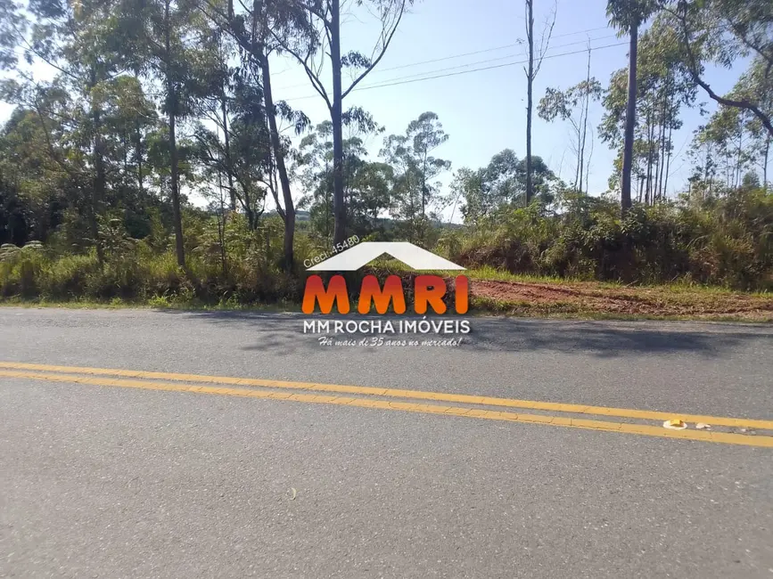 Sítio / Rancho à venda, 17m2 em Pilar Do Sul - SP - imagem 4 Foto 4 de Sítio / Rancho à venda, 17m2 em Pilar Do Sul - SP