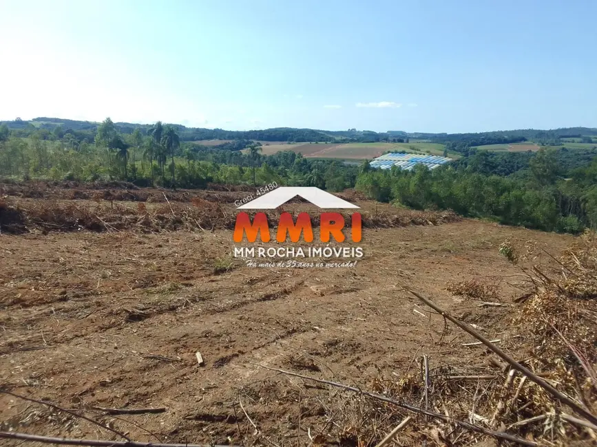 Sítio / Rancho à venda, 17m2 em Pilar Do Sul - SP - imagem 8 Foto 8 de Sítio / Rancho à venda, 17m2 em Pilar Do Sul - SP