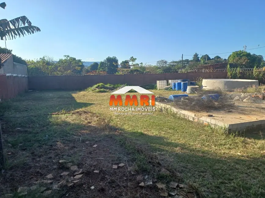 Foto 2 de Terreno / Lote à venda, 500m2 em Aracoiaba Da Serra - SP