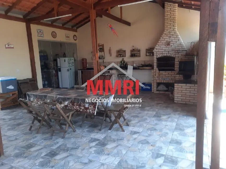 Chácara com 3 quartos à venda, 400m2 em Sarapui - SP - imagem 3 Foto 3 de Chácara com 3 quartos à venda, 400m2 em Sarapui - SP