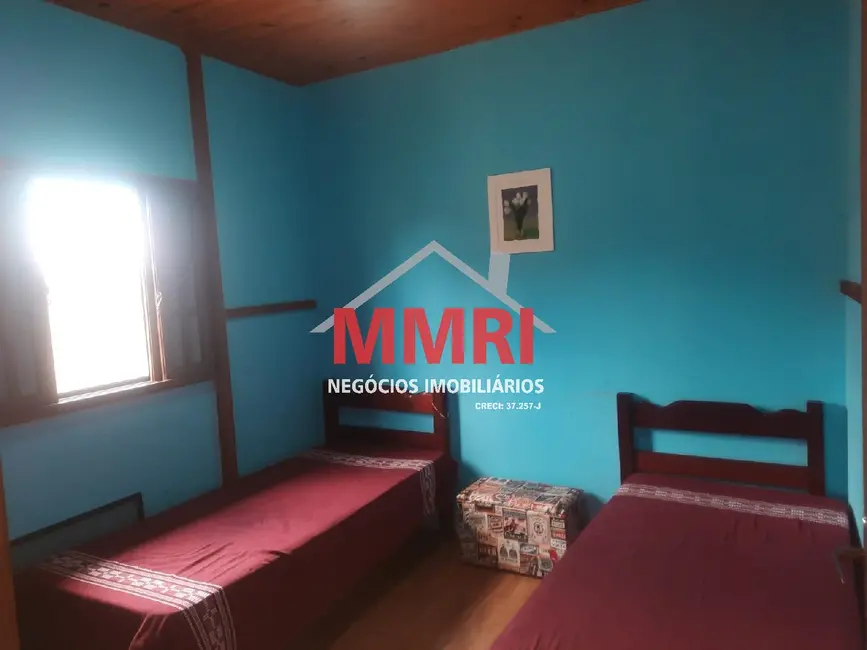 Chácara com 3 quartos à venda, 400m2 em Sarapui - SP - imagem 9 Foto 9 de Chácara com 3 quartos à venda, 400m2 em Sarapui - SP