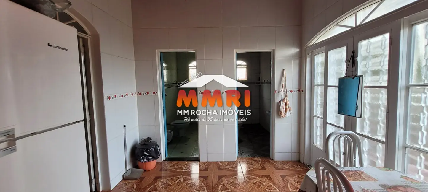 Foto 1 de Chácara com 4 quartos à venda, 230m2 em Aracoiaba Da Serra - SP