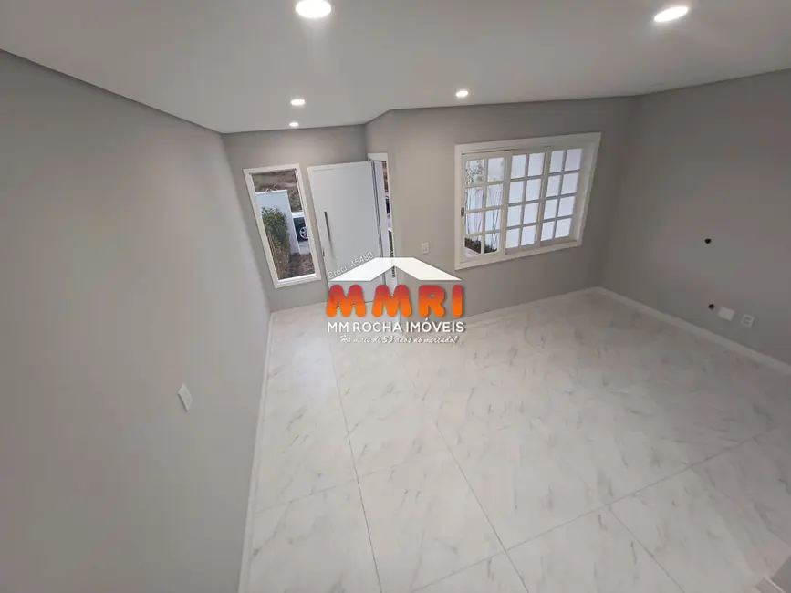 Foto 3 de Casa com 2 quartos à venda, 146m2 em Centro, Aracoiaba Da Serra - SP