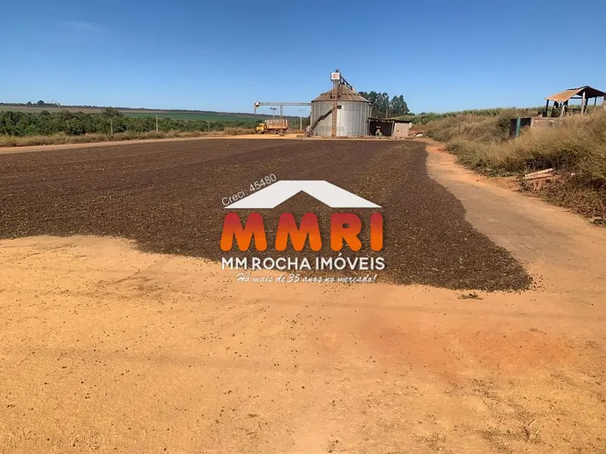 Foto 4 de Fazenda / Haras à venda, 1000m2 em Unai - MG