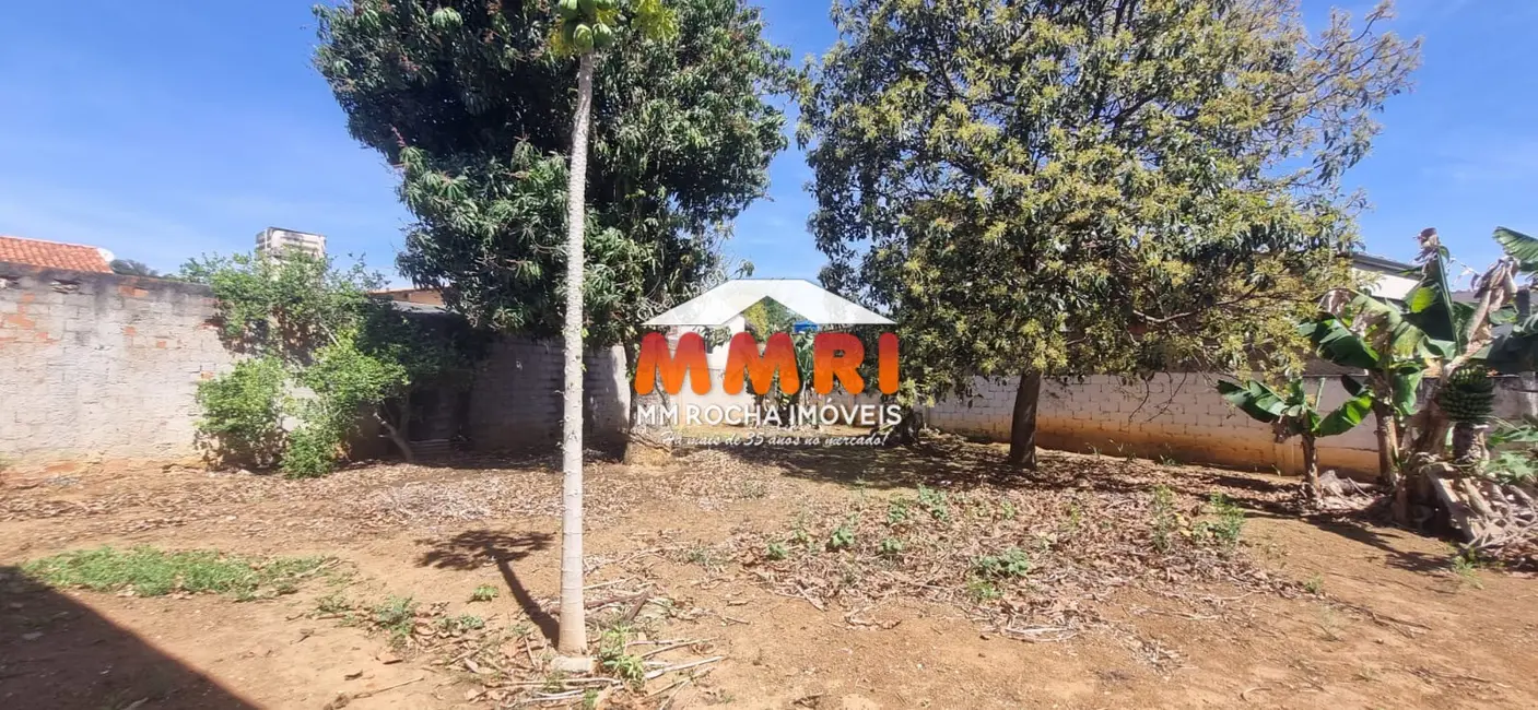 Terreno / Lote à venda, 800m2 em Aracoiaba Da Serra - SP - imagem 5 Foto 5 de Terreno / Lote à venda, 800m2 em Aracoiaba Da Serra - SP