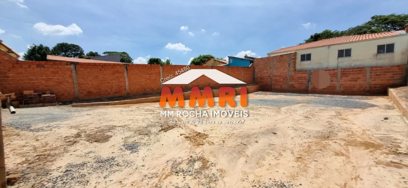 Foto 2 de Terreno / Lote à venda, 250m2 em Aracoiaba Da Serra - SP