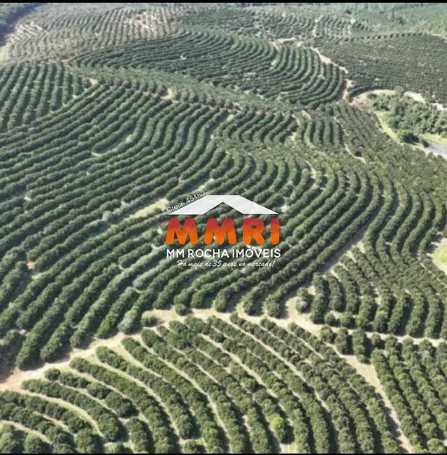 Foto 2 de Fazenda / Haras à venda, 170m2 em Angatuba - SP