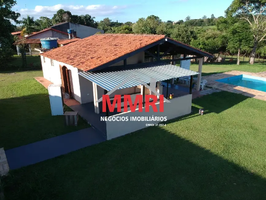 Foto 3 de Chácara com 2 quartos à venda, 80m2 em Aracoiaba Da Serra - SP