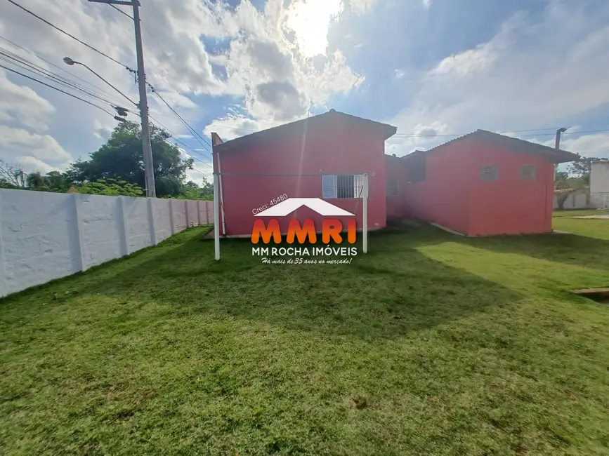 Foto 4 de Chácara com 4 quartos à venda, 300m2 em Aracoiaba Da Serra - SP