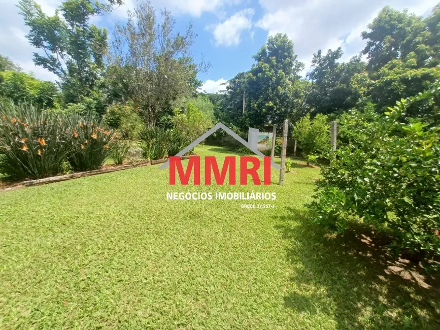 Foto 2 de Terreno / Lote com 1 quarto à venda, 50m2 em Aracoiaba Da Serra - SP