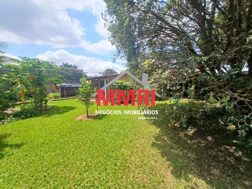 Foto 1 de Terreno / Lote com 1 quarto à venda, 50m2 em Aracoiaba Da Serra - SP