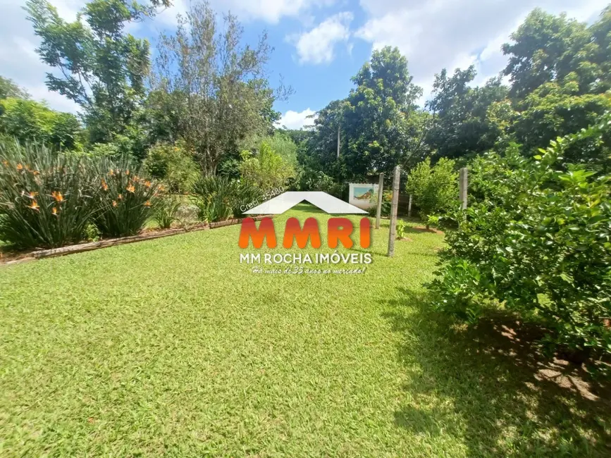 Foto 2 de Terreno / Lote com 1 quarto à venda, 50m2 em Aracoiaba Da Serra - SP