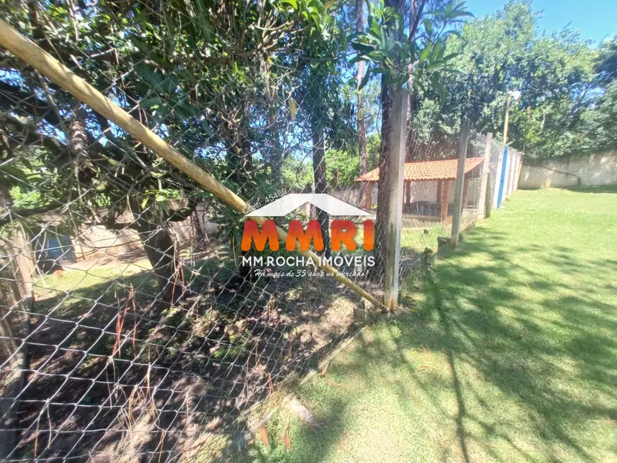 Foto 3 de Terreno / Lote à venda, 1000m2 em Aracoiaba Da Serra - SP