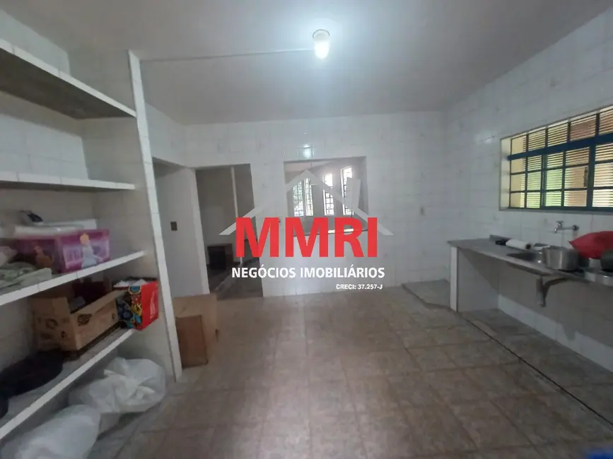 Foto 5 de Casa com 2 quartos à venda, 200m2 em Centro, Aracoiaba Da Serra - SP