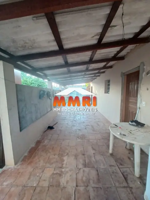 Chácara com 2 quartos à venda em Aracoiaba Da Serra - SP - imagem 3 Foto 3 de Chácara com 2 quartos à venda em Aracoiaba Da Serra - SP