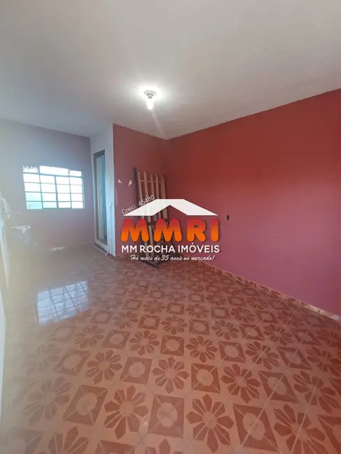 Chácara com 2 quartos à venda em Aracoiaba Da Serra - SP - imagem 2 Foto 2 de Chácara com 2 quartos à venda em Aracoiaba Da Serra - SP