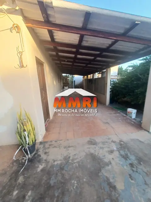 Chácara com 2 quartos à venda em Aracoiaba Da Serra - SP - imagem 1 Foto 1 de Chácara com 2 quartos à venda em Aracoiaba Da Serra - SP