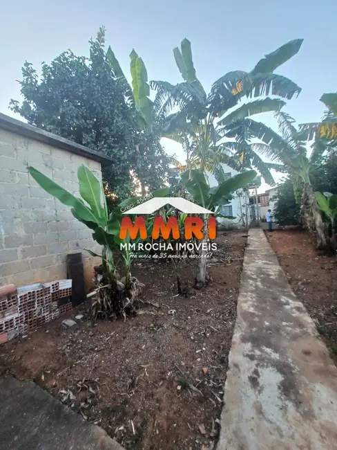 Chácara com 2 quartos à venda em Aracoiaba Da Serra - SP - imagem 6 Foto 6 de Chácara com 2 quartos à venda em Aracoiaba Da Serra - SP