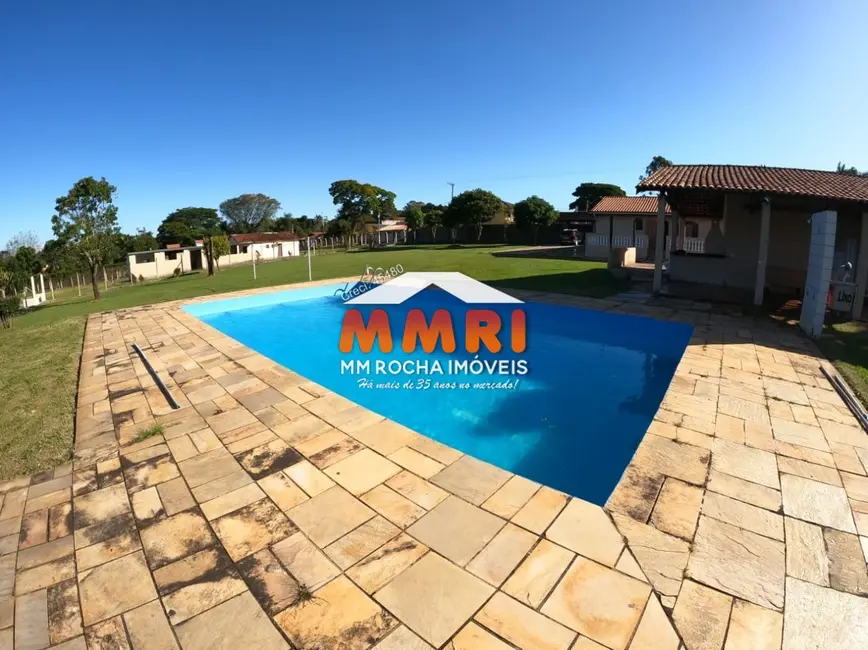 Foto 3 de Chácara com 2 quartos à venda, 80m2 em Aracoiaba Da Serra - SP