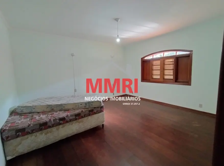 Foto 4 de Chácara com 4 quartos à venda, 430m2 em Aracoiaba Da Serra - SP