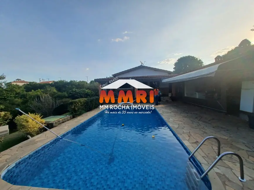 Foto 1 de Chácara com 3 quartos à venda, 250m2 em Aracoiaba Da Serra - SP