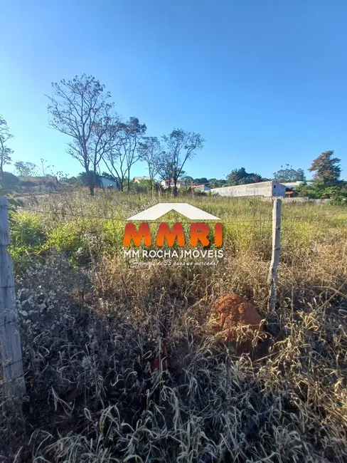 Foto 1 de Terreno / Lote à venda, 500m2 em Aracoiaba Da Serra - SP
