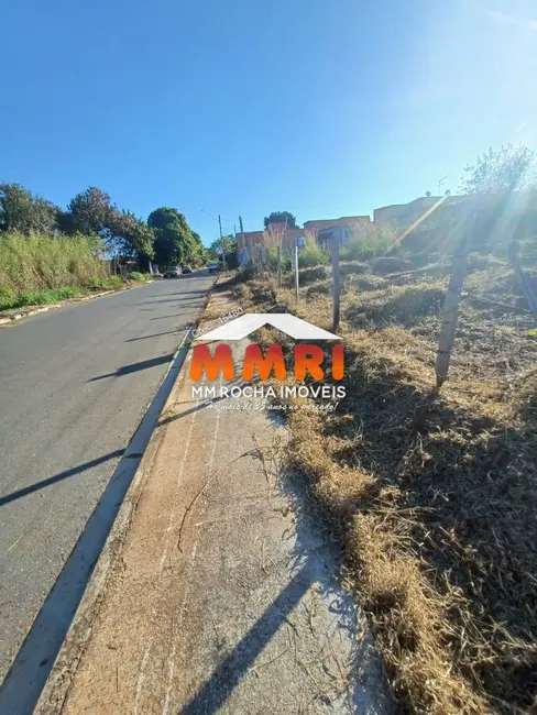 Foto 4 de Terreno / Lote à venda, 500m2 em Aracoiaba Da Serra - SP