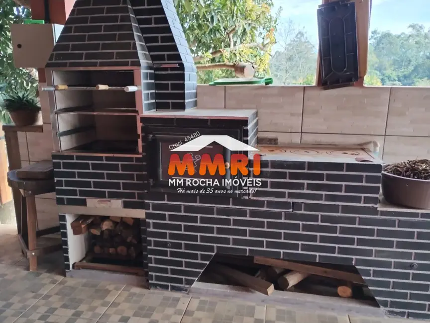 Foto 6 de Chácara com 2 quartos à venda, 143m2 em Aracoiaba Da Serra - SP