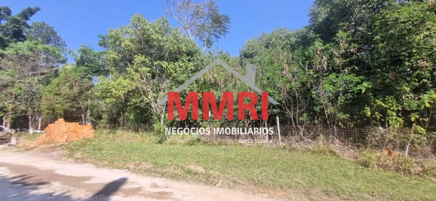 Foto 1 de Terreno / Lote à venda, 1000m2 em Aracoiaba Da Serra - SP