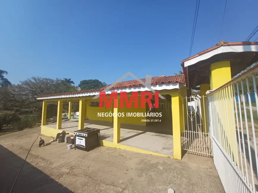 Foto 3 de Chácara com 3 quartos à venda, 300m2 em Aracoiaba Da Serra - SP