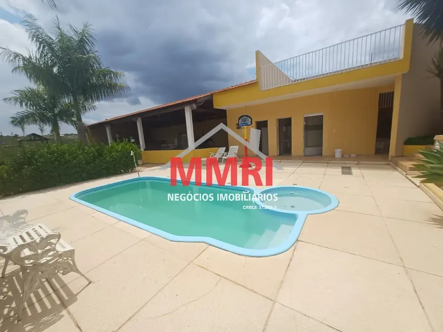 Foto 1 de Chácara com 4 quartos à venda, 600m2 em Aracoiaba Da Serra - SP