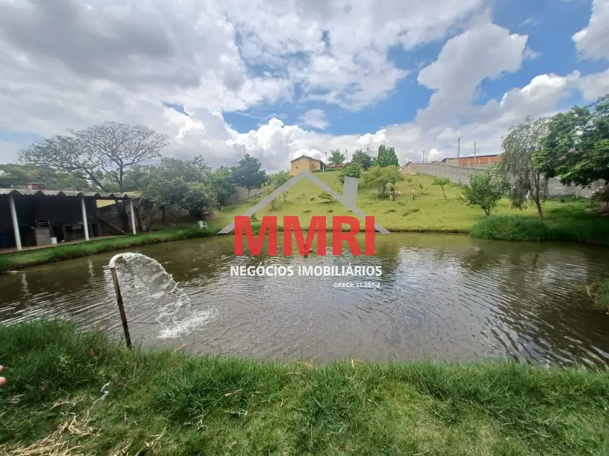 Foto 2 de Chácara com 4 quartos à venda, 600m2 em Aracoiaba Da Serra - SP