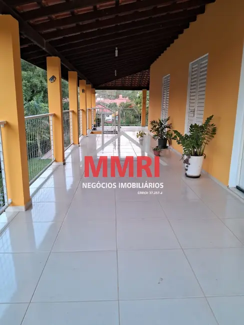 Foto 6 de Chácara com 3 quartos à venda e para alugar, 180m2 em Aracoiaba Da Serra - SP