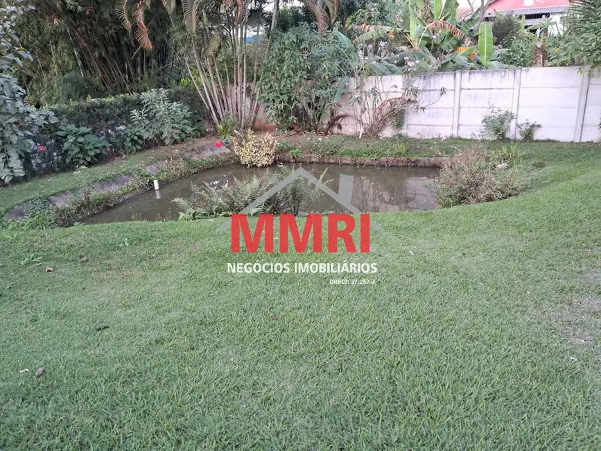 Foto 2 de Chácara com 3 quartos à venda e para alugar, 180m2 em Aracoiaba Da Serra - SP