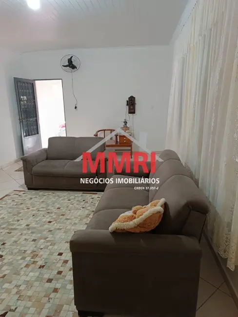 Foto 2 de Casa com 4 quartos à venda, 250m2 em Salto De Pirapora - SP