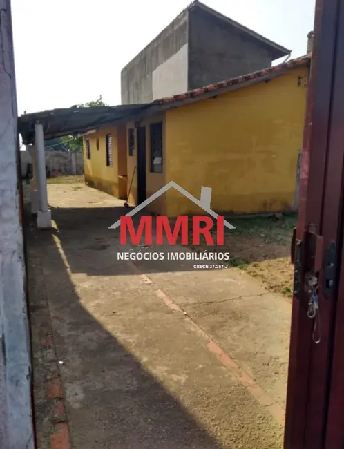 Foto 8 de Casa com 2 quartos à venda, 200m2 em Aracoiaba Da Serra - SP