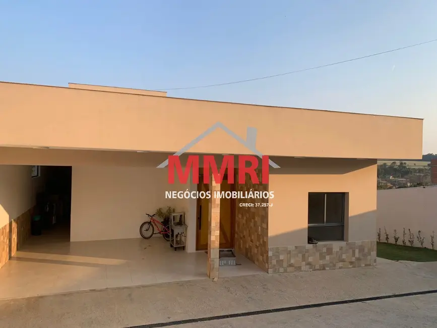 Foto 2 de Chácara com 4 quartos à venda, 360m2 em Aracoiaba Da Serra - SP