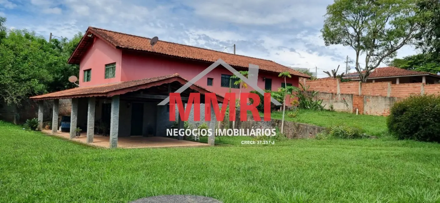 Chácara com 3 quartos à venda, 300m2 em Sarapui - SP - imagem 1 Foto 1 de Chácara com 3 quartos à venda, 300m2 em Sarapui - SP