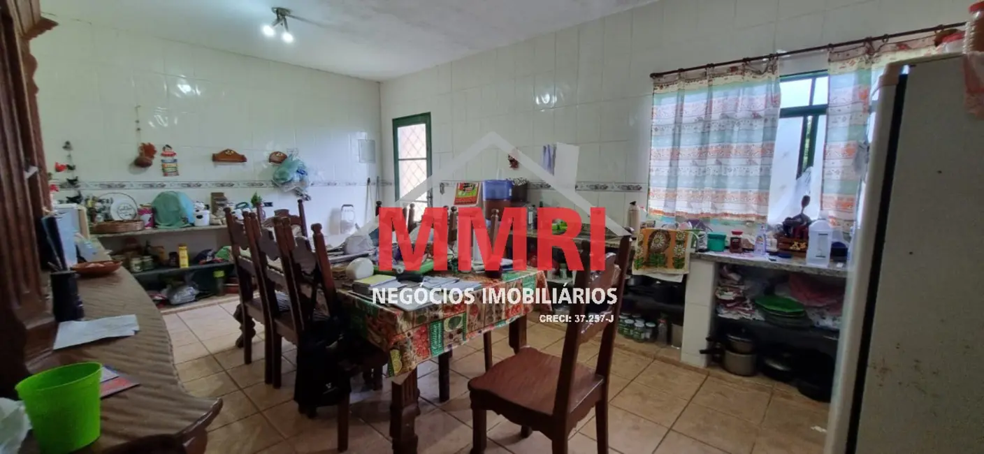 Chácara com 3 quartos à venda, 300m2 em Sarapui - SP - imagem 8 Foto 8 de Chácara com 3 quartos à venda, 300m2 em Sarapui - SP