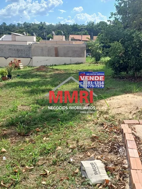 Foto 2 de Terreno / Lote à venda, 138m2 em Aracoiaba Da Serra - SP