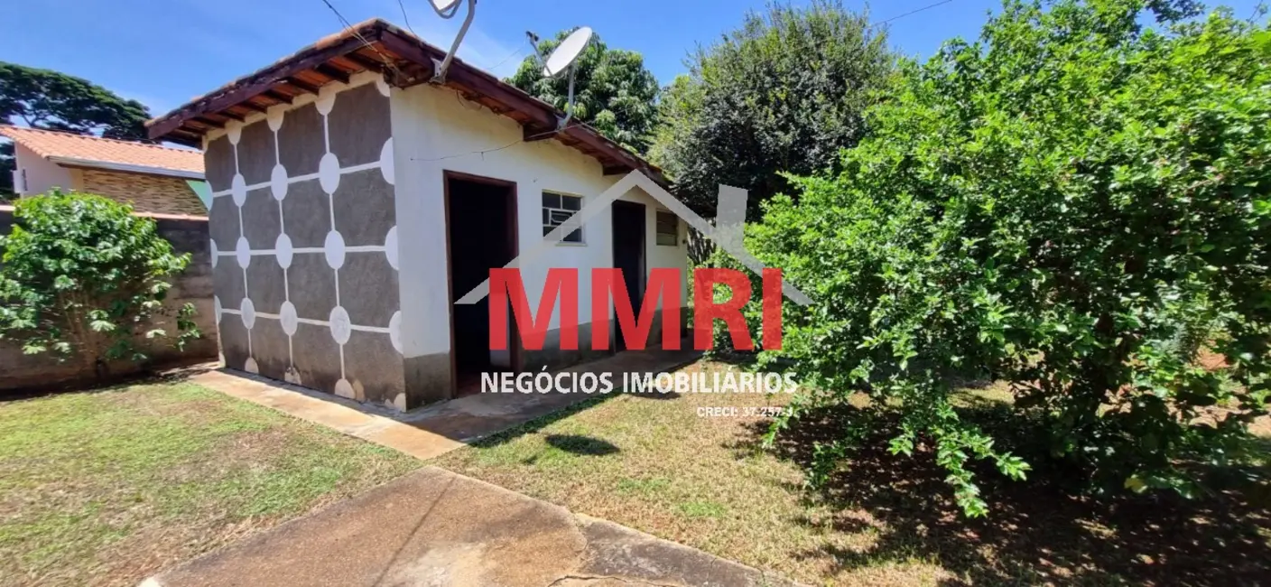 Foto 3 de Chácara com 3 quartos à venda, 220m2 em Aracoiaba Da Serra - SP