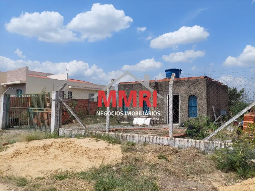 Foto 1 de Terreno / Lote à venda, 30m2 em Aracoiaba Da Serra - SP